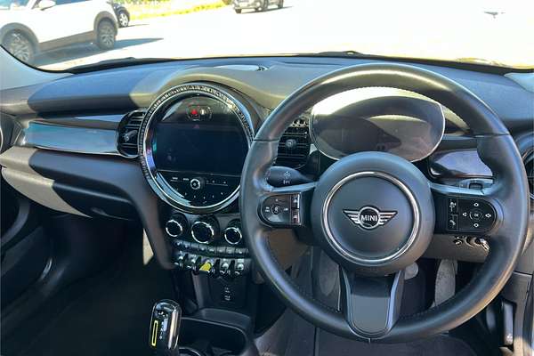 2021 MINI Hatch Cooper SE Classic F56 LCI-2