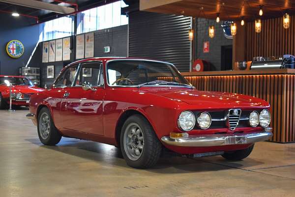 1969 Alfa Romeo 1750 GT Veloce 105