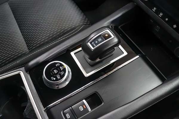 2024 Mitsubishi Outlander LS ZM