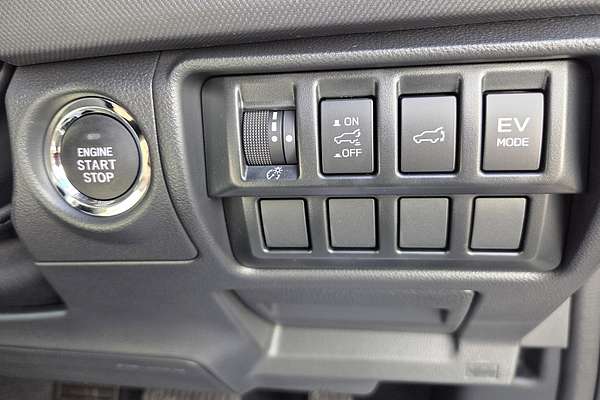 2025 Subaru Forester Hybrid Touring S6