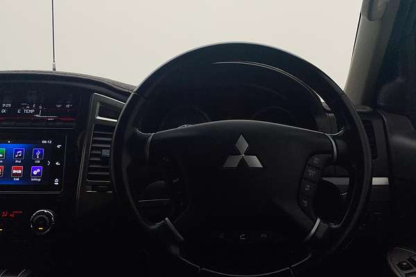 2018 Mitsubishi Pajero GLX NX