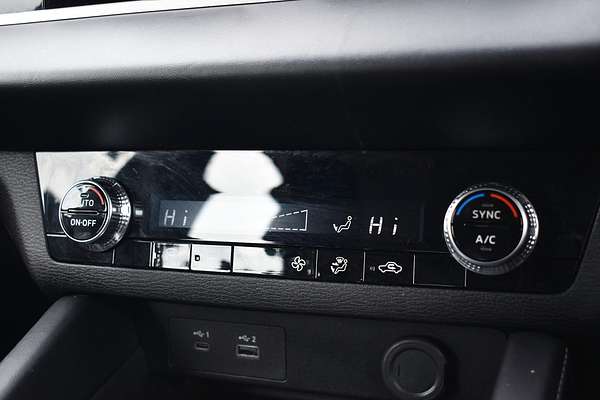 2024 Mitsubishi Outlander ES ZM