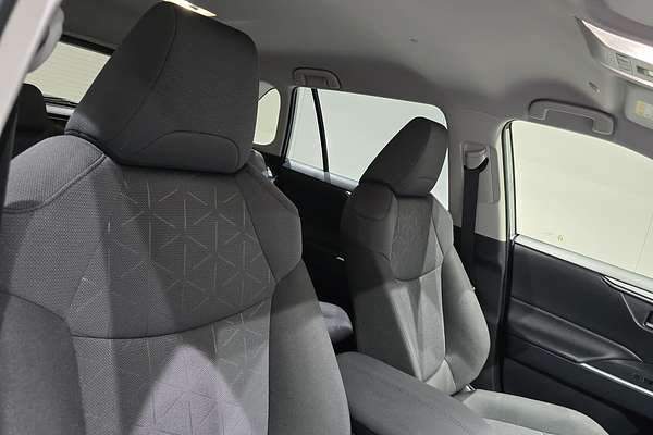 2025 Toyota RAV4 GXL AXAH52R