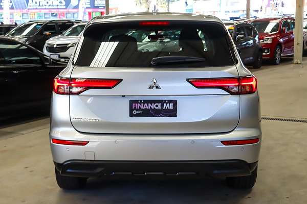 2024 Mitsubishi Outlander ES ZM