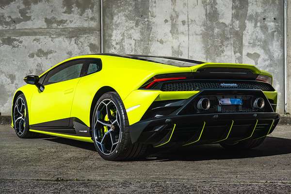 2021 Lamborghini Huracan EVO Fluo Capsule 724