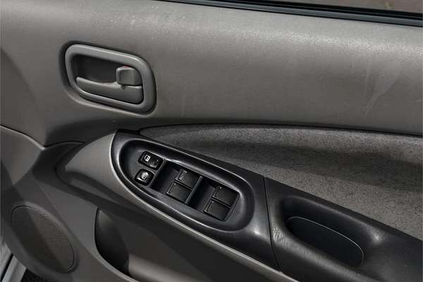 2001 Nissan Pulsar Q N16