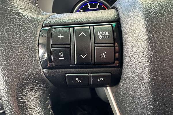 2017 Toyota Hilux SR5 GUN126R 4X4