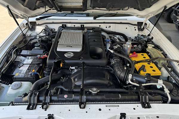 2012 Nissan Patrol ST Simpson 50th Anniversary GU 8