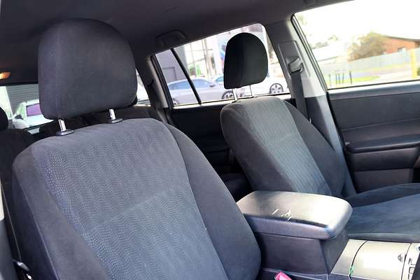 2013 Toyota Kluger KX-R GSU40R