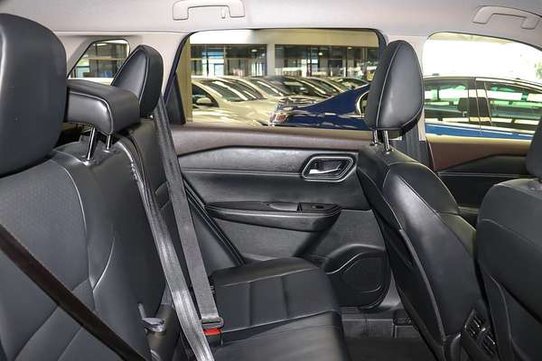 2023 Nissan X-TRAIL ST-L T33