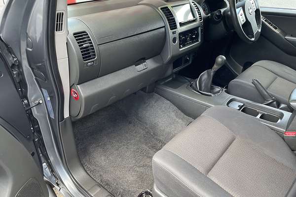 2010 Nissan Navara ST D40 4X4