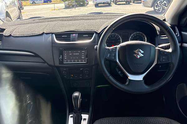 2015 Suzuki Swift GLX Navigator FZ