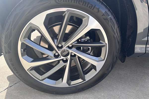 2025 Audi Q5 40 TDI Sport FY