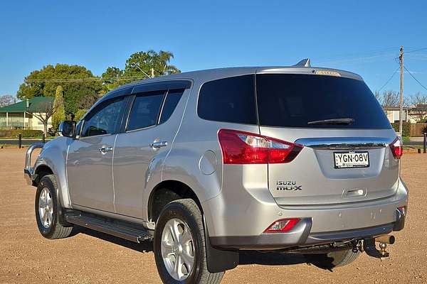 2016 Isuzu MU-X LS-U