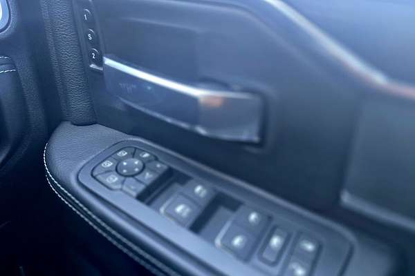 2025 RAM 2500 Laramie DJ 4X4