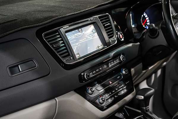 2016 Kia Carnival Platinum YP