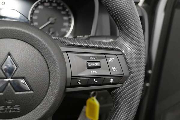 2024 Mitsubishi Triton GLX MV 4X4