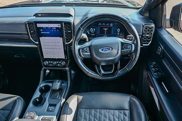 2022 Ford Everest Platinum