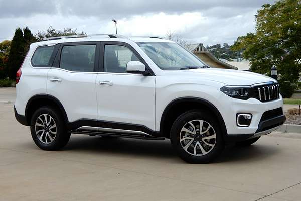 2024 Mahindra Scorpio Z8L