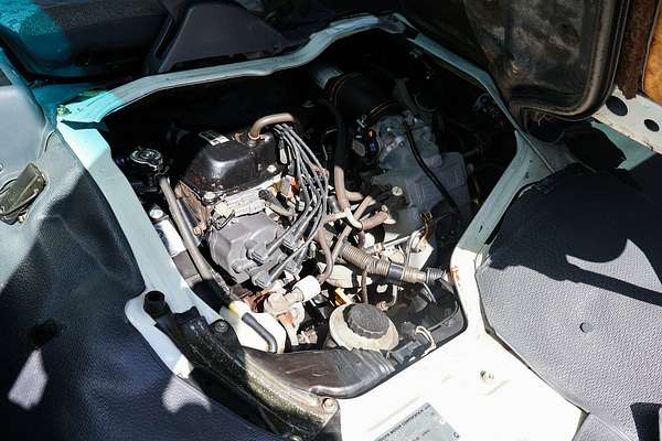 2002 Toyota Hiace Commuter RZH125R ELWB