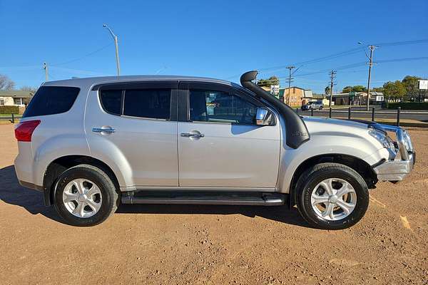 2016 Isuzu MU-X LS-U