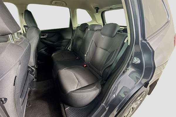 2023 Subaru Forester 2.5i S5