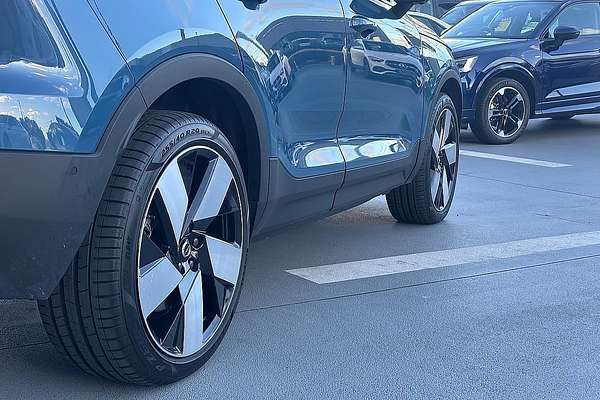2023 Volvo C40 Recharge Twin