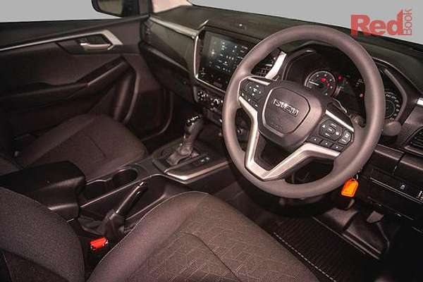 2025 Isuzu D-MAX LS-M 4X4