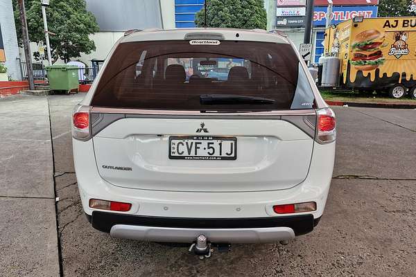 2014 Mitsubishi Outlander ES ZJ