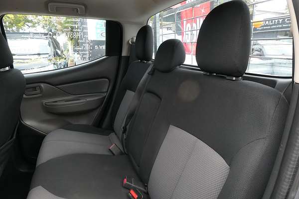 2017 Mitsubishi Triton GLX MQ 4X4