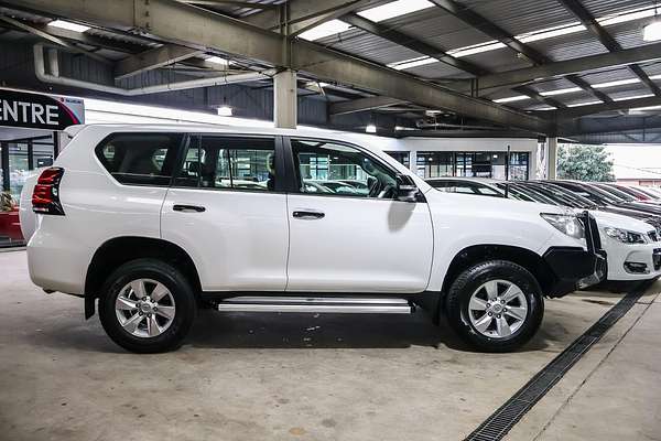 2022 Toyota Landcruiser Prado GX GDJ150R