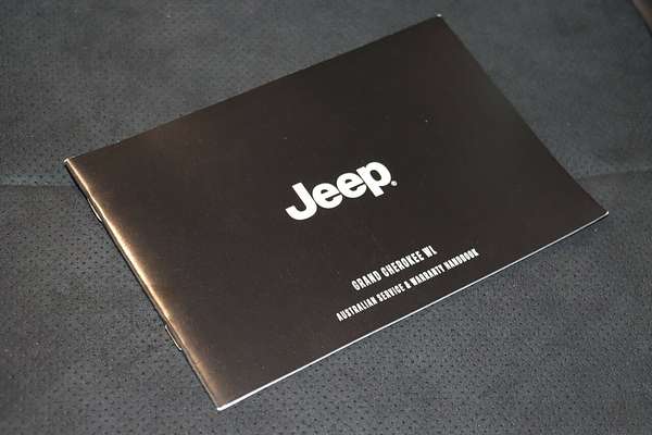 2023 Jeep Grand Cherokee Night Eagle WL