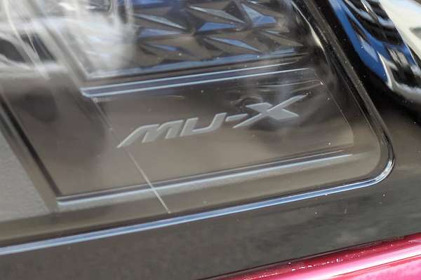 2025 Isuzu MU-X LS-U