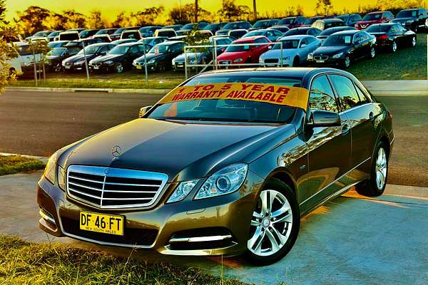 2011 Mercedes-Benz E250 CDI AVANTGARDE 212