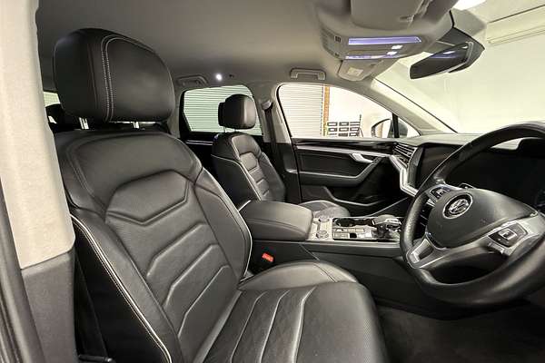 2019 Volkswagen Touareg 190TDI Launch Edition
