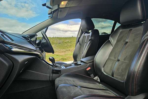 2016 Holden Commodore SV6 Black VF Series II