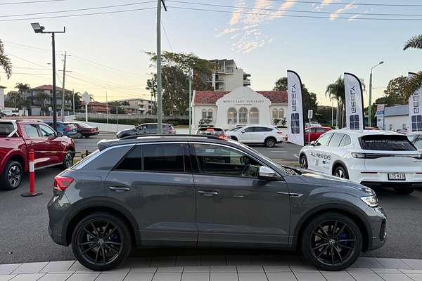 2022 Volkswagen T-Roc R Grid Edition D11