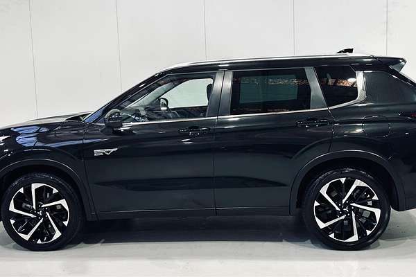 2022 Mitsubishi Outlander PHEV Aspire ZM