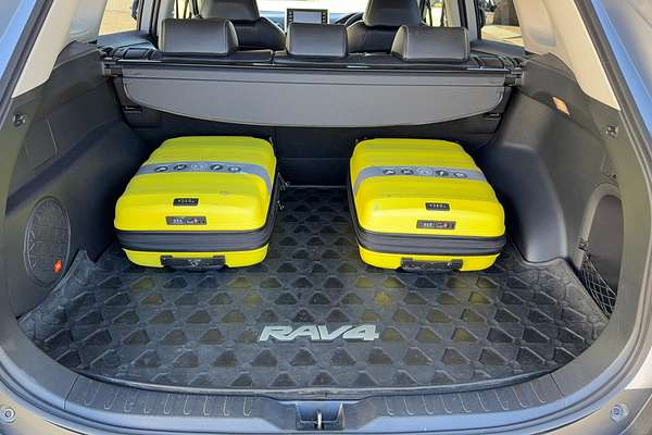 2021 Toyota RAV4 Cruiser AXAH52R