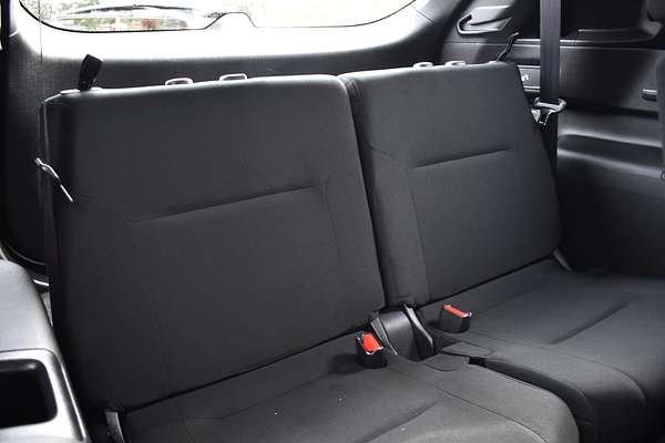 2024 Mitsubishi Outlander ES ZM