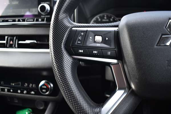2024 Mitsubishi Outlander ES ZM