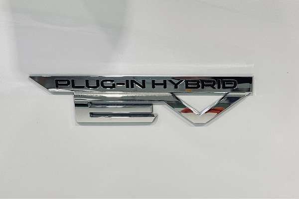 2022 Mitsubishi Outlander PHEV Exceed ZM