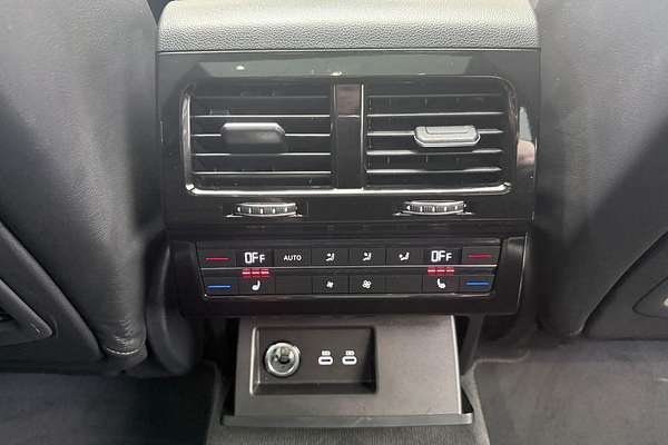 2021 Volkswagen Touareg 210TDI R-Line CR