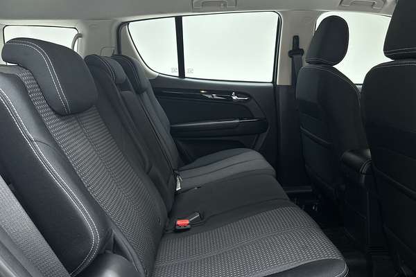 2021 Isuzu MU-X LS-M