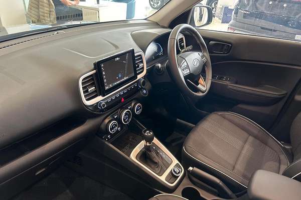2025 Hyundai Venue Elite QX.V5