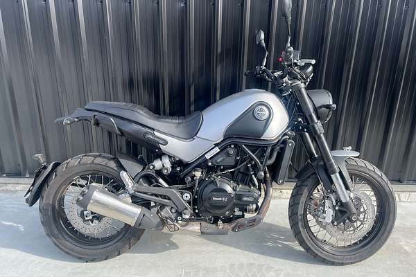 2025 Benelli Leoncino 500