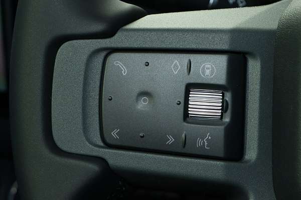 2025 Land Rover Defender 110 P400 S L663