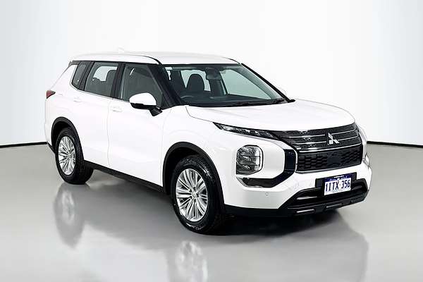 2024 Mitsubishi Outlander ES ZM