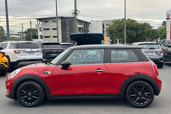 2017 MINI Cooper