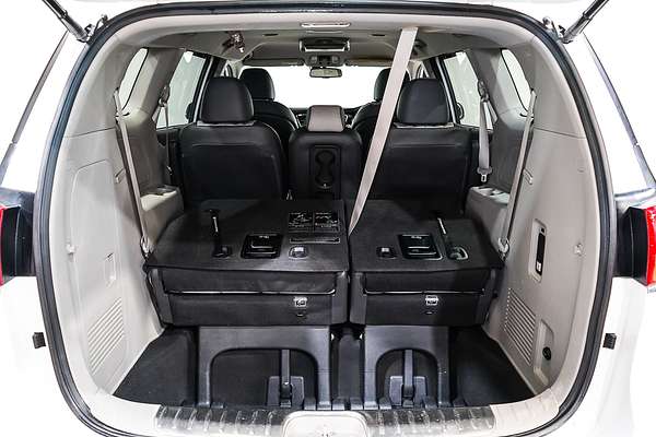 2016 Kia Carnival Platinum YP